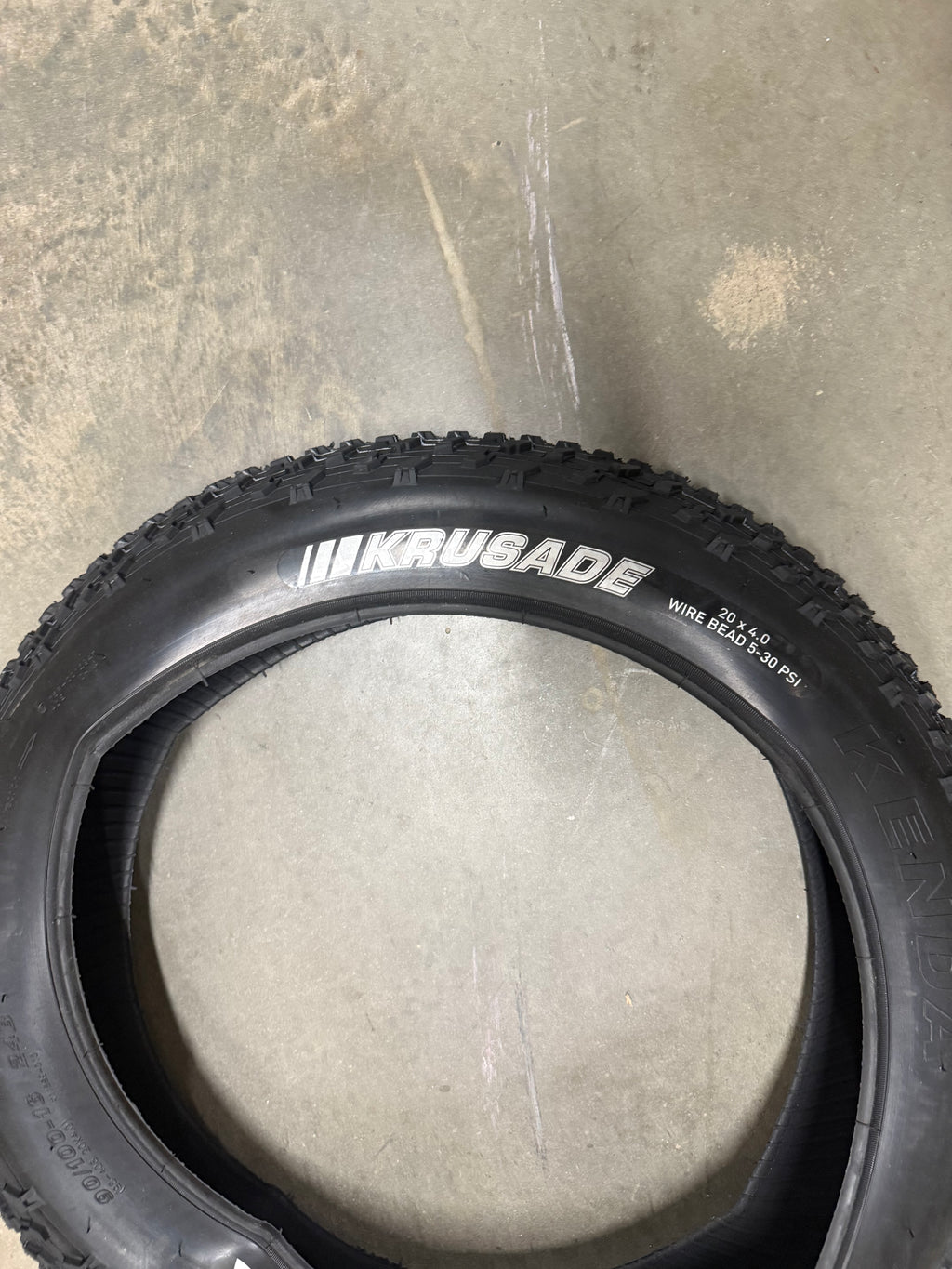 Kenda Krusade 20x4.0” Fat Tyre