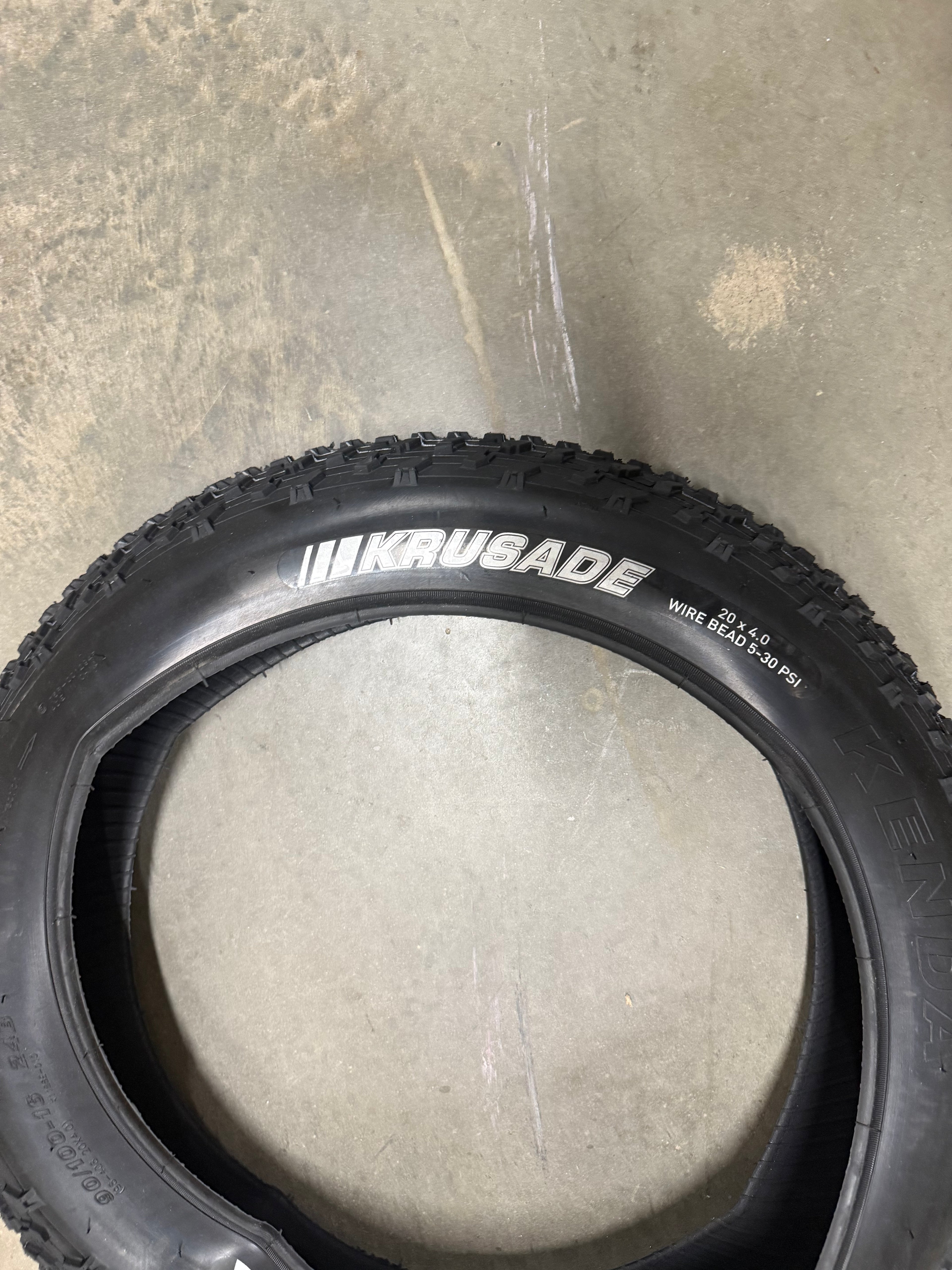 Kenda Krusade 20x4.0” Fat Tyre